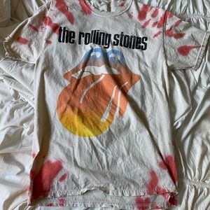 Rolling stone graphic tee womens